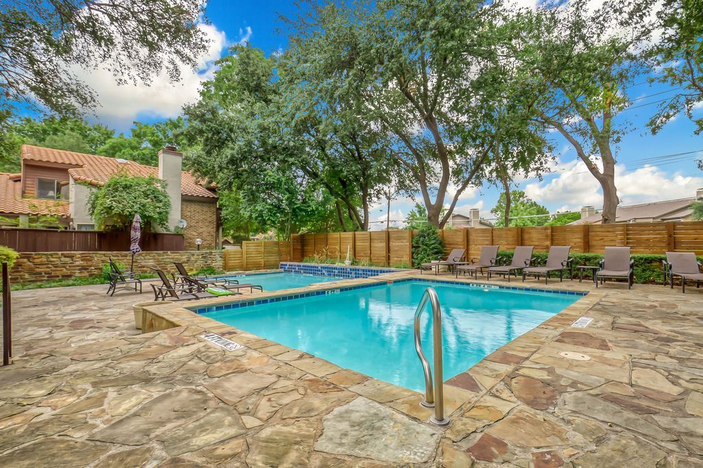 Community Pool & Spa - 14151 Montfort Dr