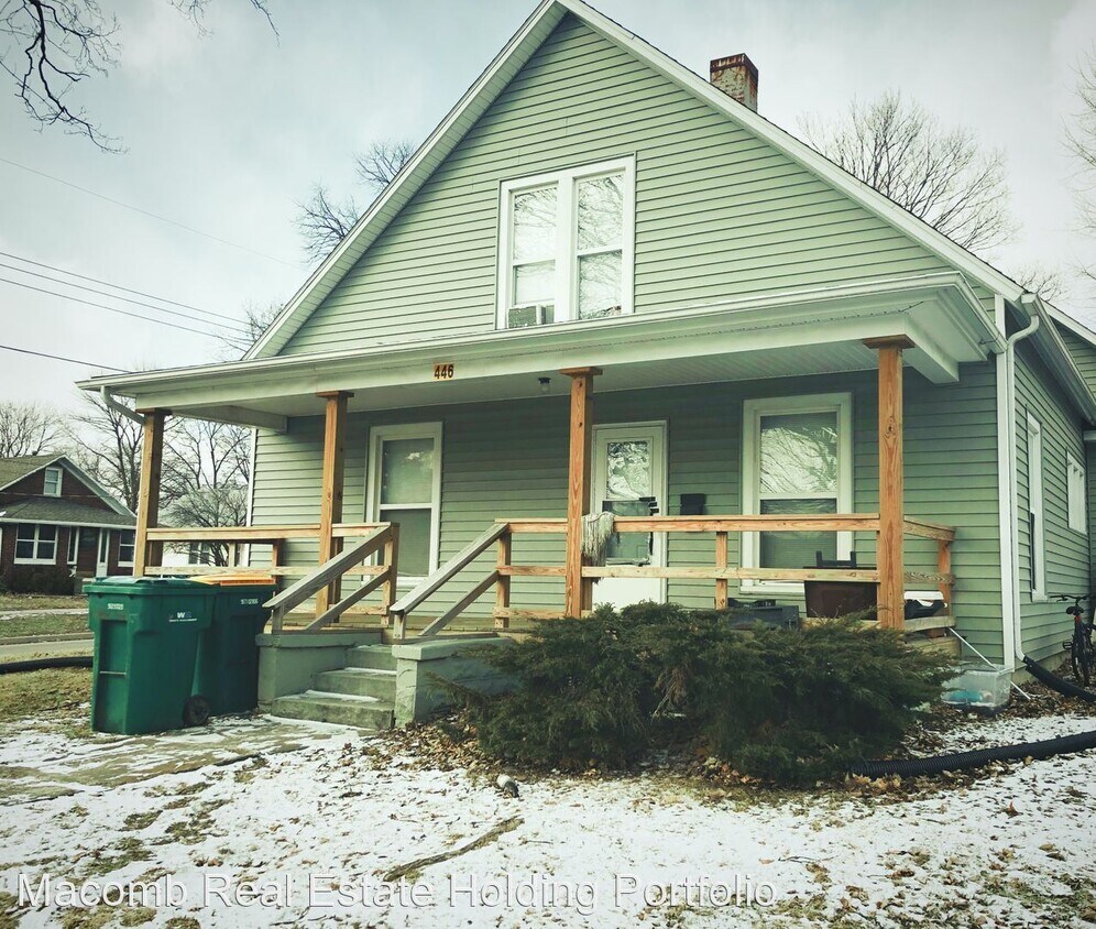 Primary Photo - 3 br, 1 bath House - 446 W. Pierce St