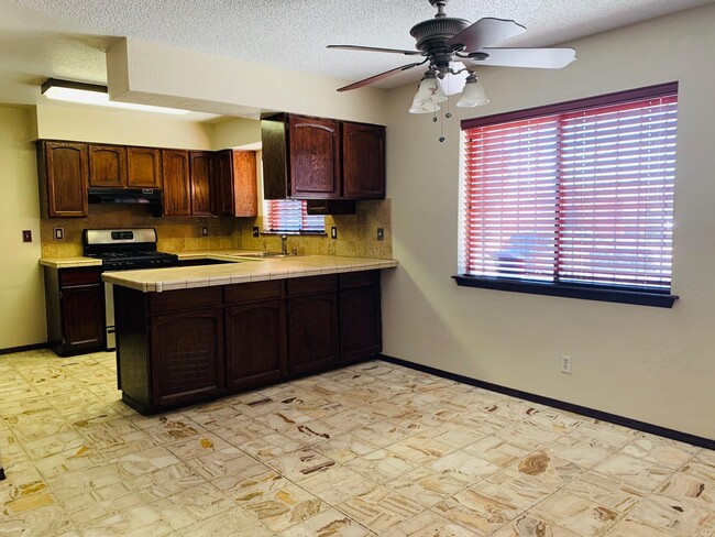 Building Photo - 4745 R T Cassidy Dr
