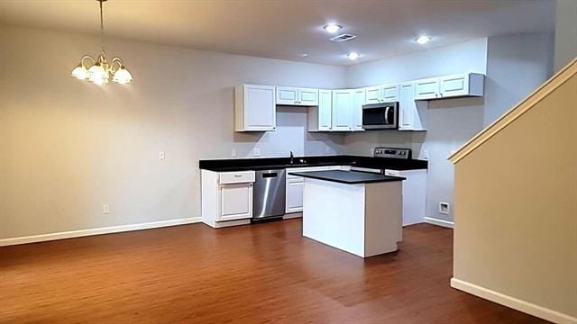 Building Photo - 751 Pipeline Ct