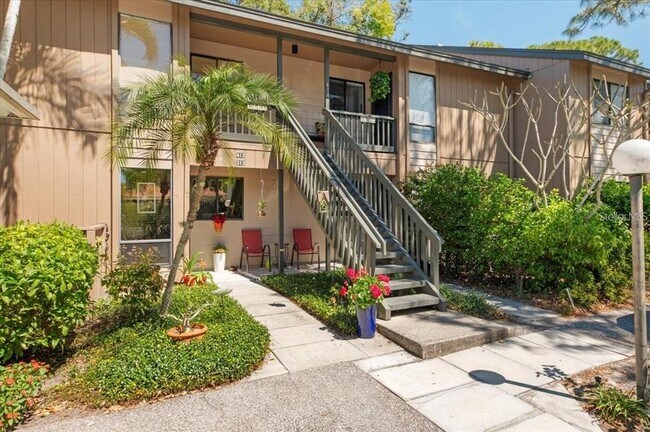 Building Photo - 1708 Glenhouse Dr