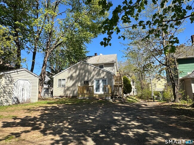 Building Photo - 31 Burr Ave