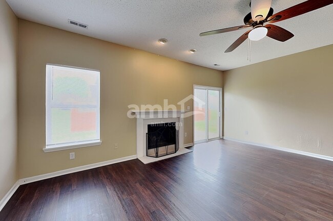 Foto del edificio - 4094 Ash Lawn Rd