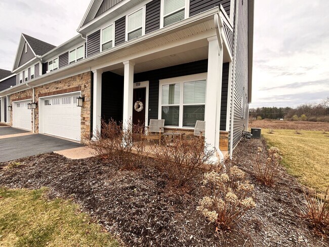 Foto del edificio - 4 Bedroom, 3.5 Bathroom Townhouse