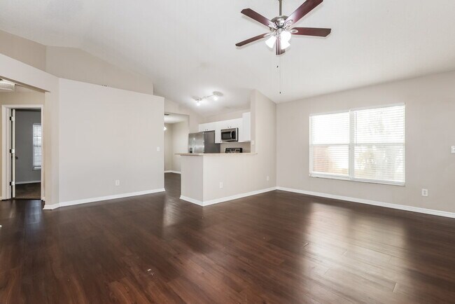 Building Photo - 624 Cape Cod Cir