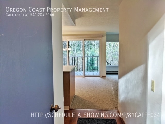 Building Photo - Forest Views! 2 Bedroom Condo in LIncoln City