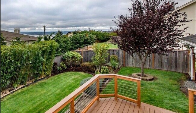 Foto del edificio - 5602 Green Hills Ave NE