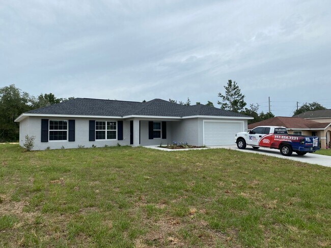 Foto del edificio - Desirable SW Ocala Neighborhood 4/2/2 *WON'T LAST*