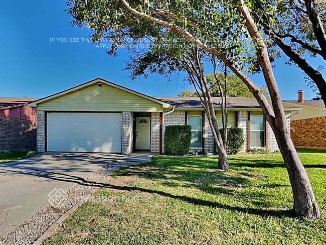 Building Photo - 5508 Russell Dr
