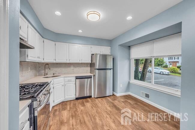 Foto del edificio - 54 Dogwood Ct