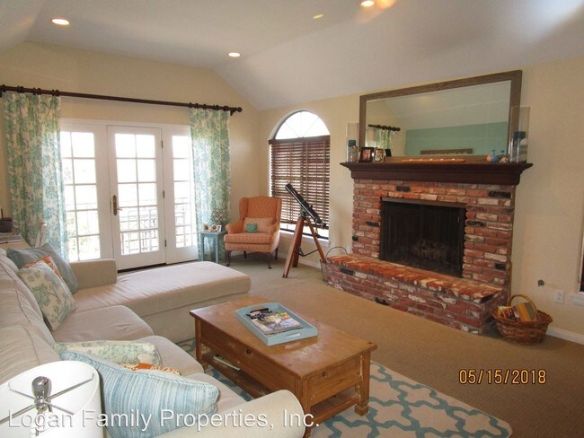 Building Photo - 4 br, 3 bath House - 807 Woodside Lane