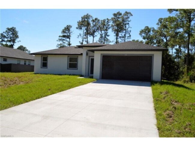 Building Photo - New Construction Home - Lehigh Acres