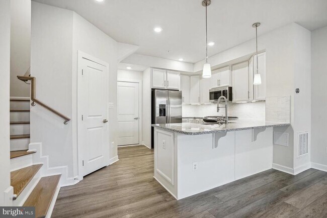 Foto del edificio - 2263 Woodland Gap Terrace