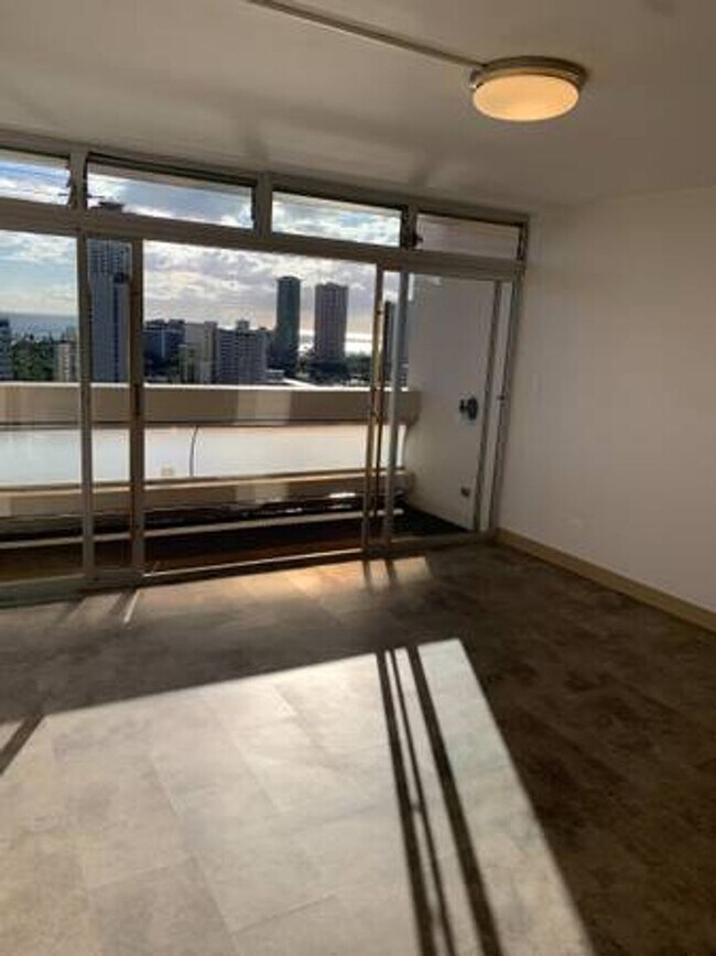 Foto del edificio - Great Amenities and Great Location!
