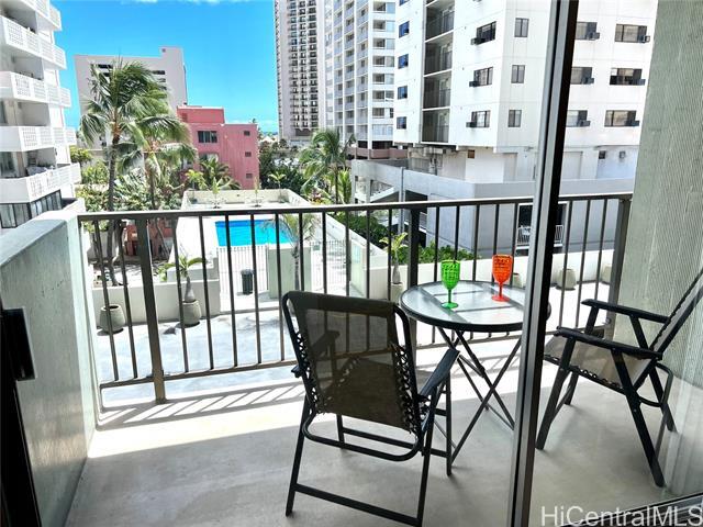 Foto del edificio - 2440 Kuhio Ave.