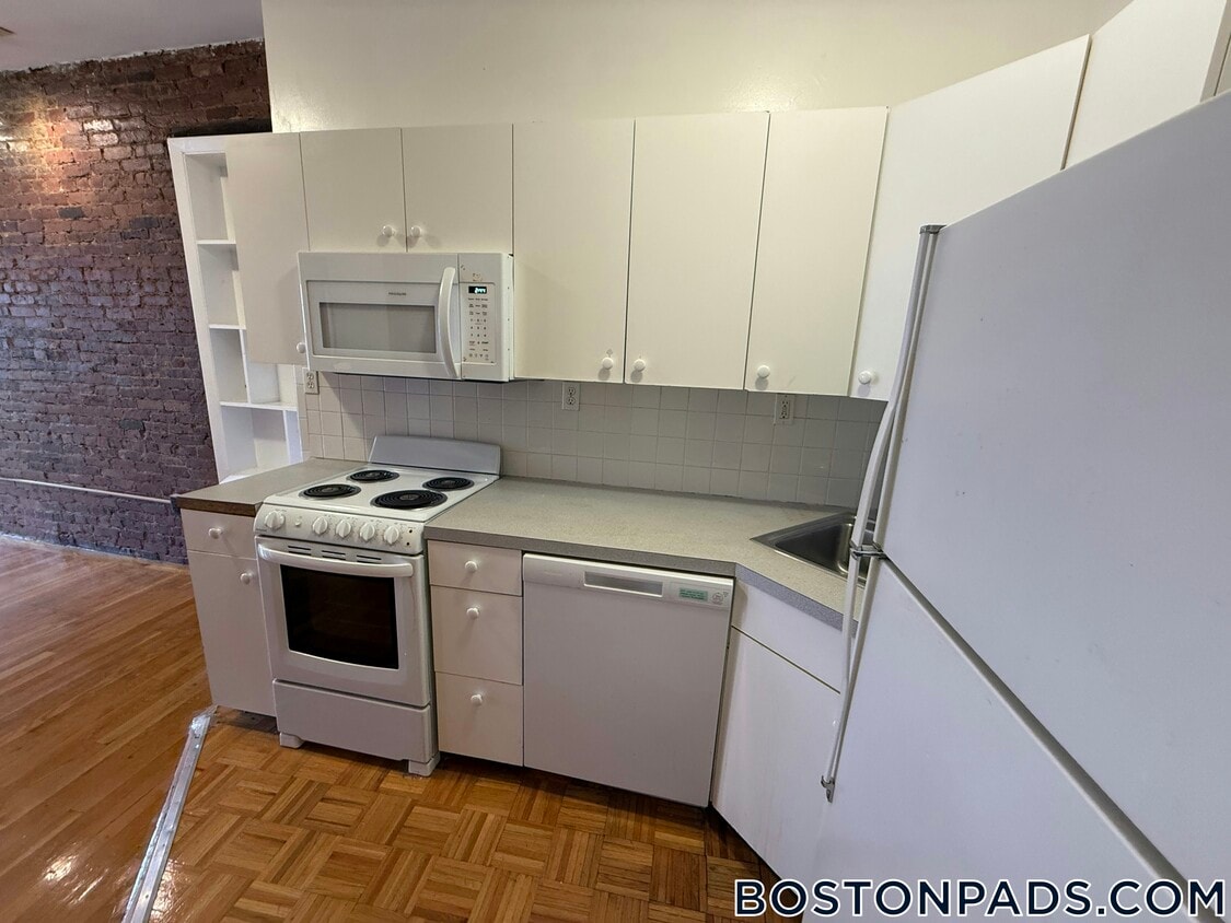 Foto principal - 88 W Cedar St
