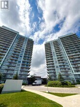 Building Photo - 4699-4699 Glen Erin Dr