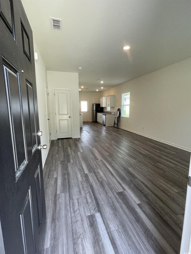 Building Photo - 539 Tillage Ct