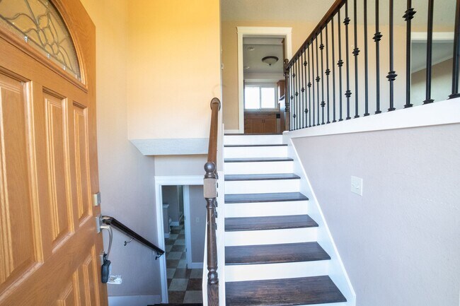 Foto del edificio - Stunning 4-bedroom, 3-bathroom home in Gre...