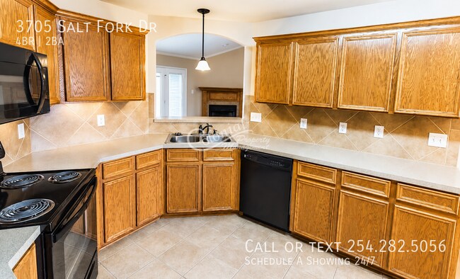 Foto del edificio - 3705 Salt Fork Dr