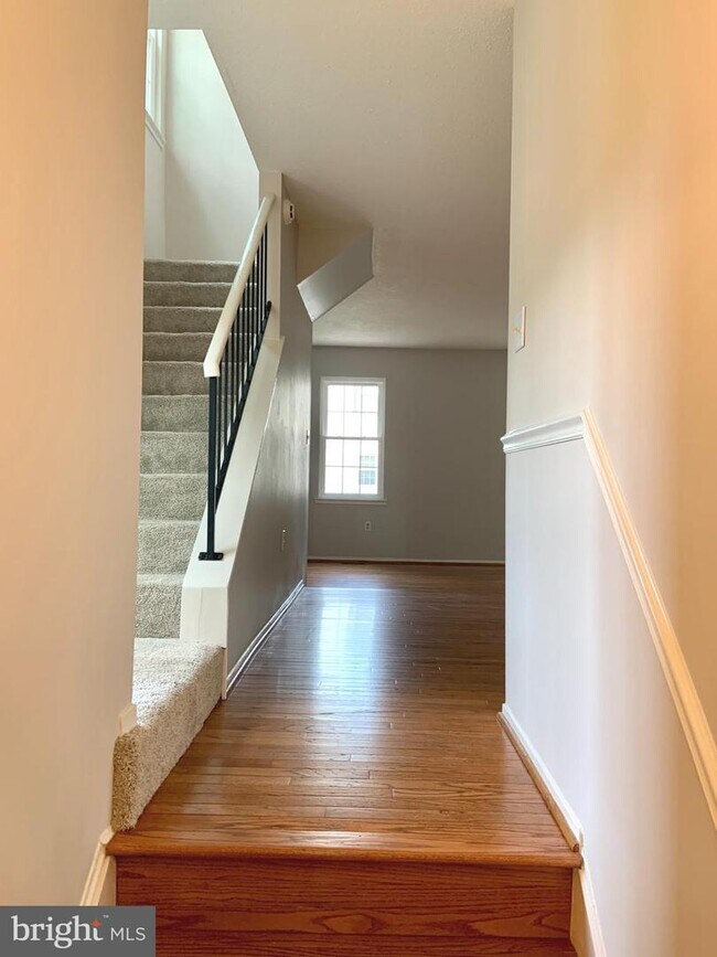Foto del edificio - 2438 Ridgehampton Ct