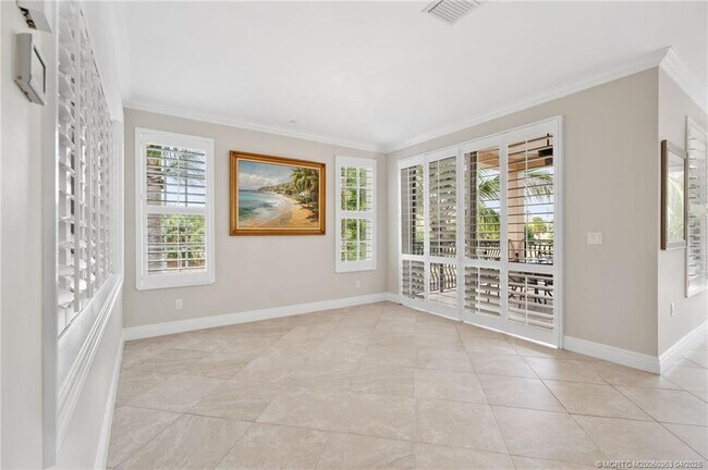Foto del edificio - 1536 NE Outrigger Landings Dr