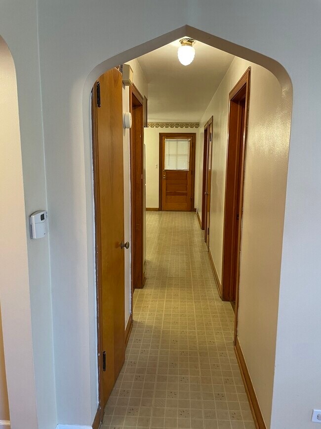 Foto del edificio - 5826 N Merrimac Ave
