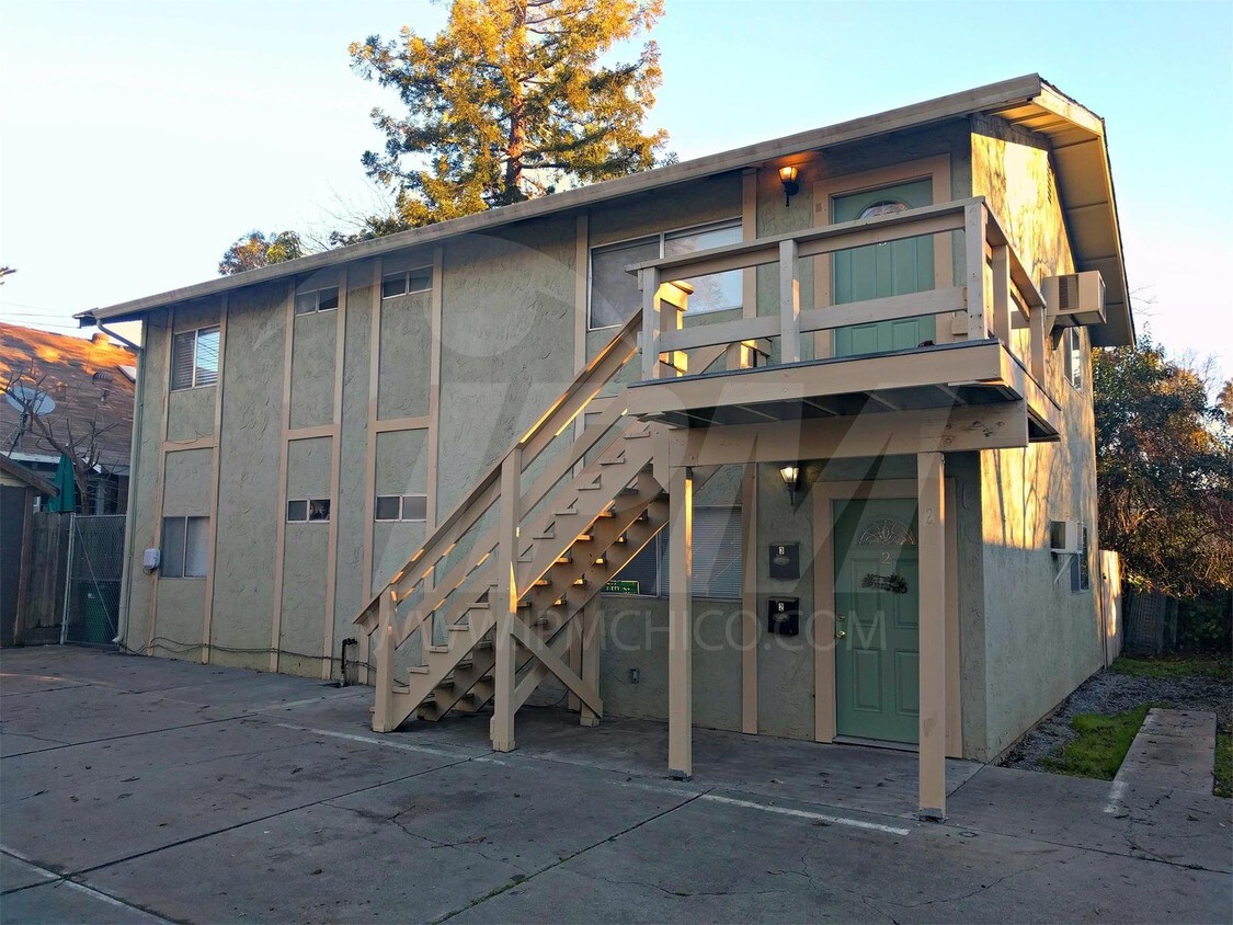 Primary Photo - 125 W 3rd St
