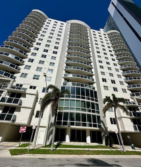 Foto del edificio - 3 bedroom in Miami FL 33137