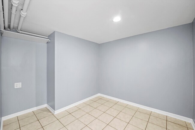 Foto del edificio - 3353 W Evergreen Ave
