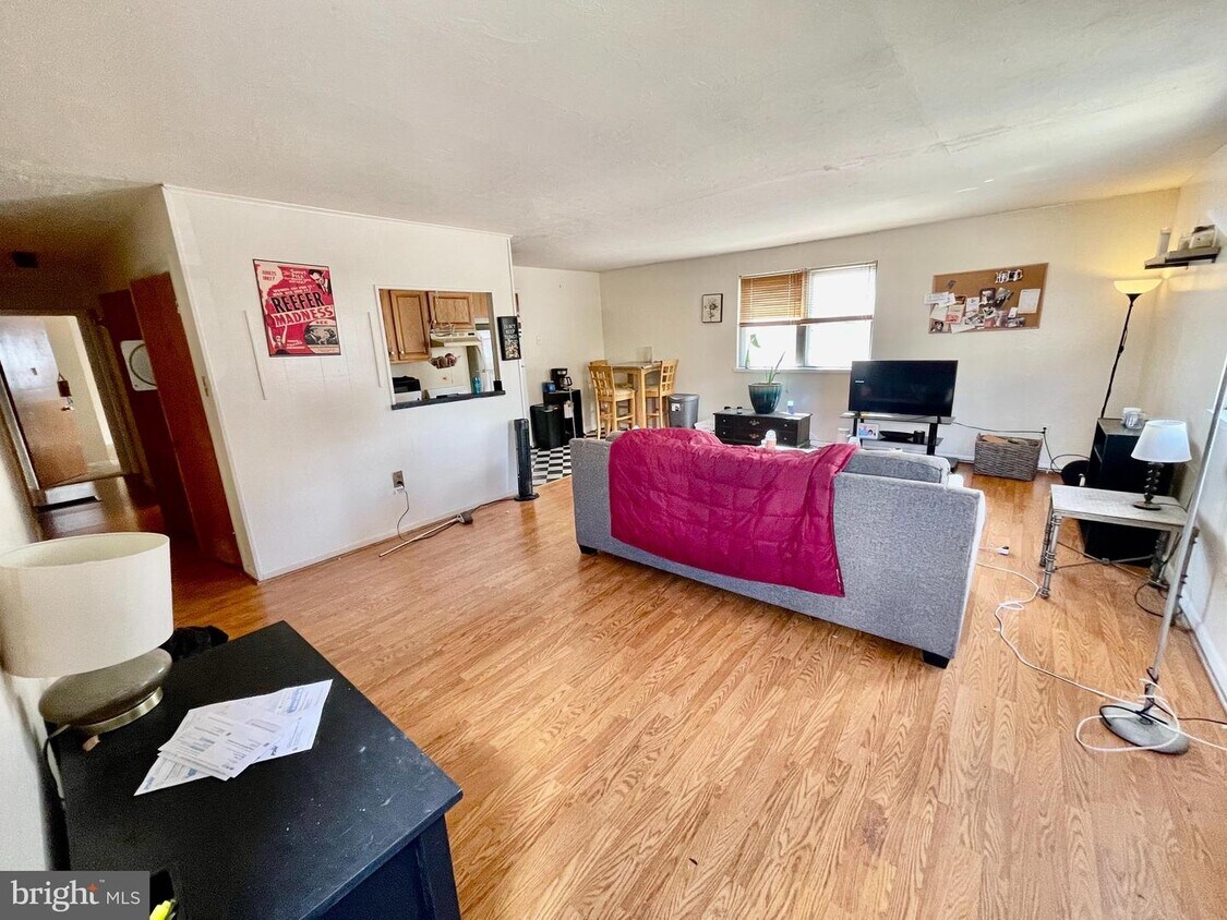 Foto principal - 4167 Terrace St