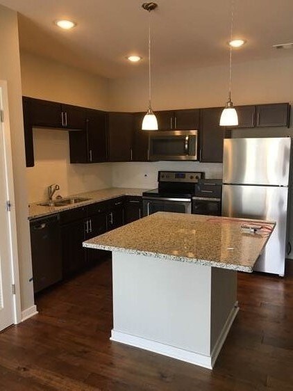 Building Photo - East Nashville - 2 Bedroom 2 Bath Condo