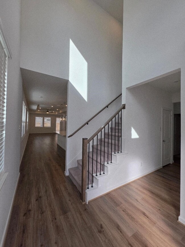 Building Photo - 18218 Hibiscus Crescent Ln