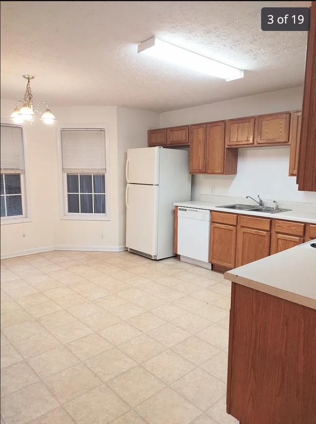 Photo - 122 Bach Dr Townhome