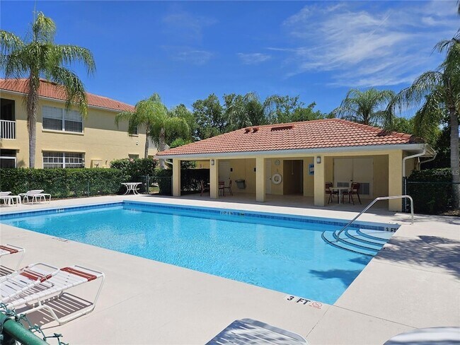 Building Photo - 904 Casa Del Lago Way