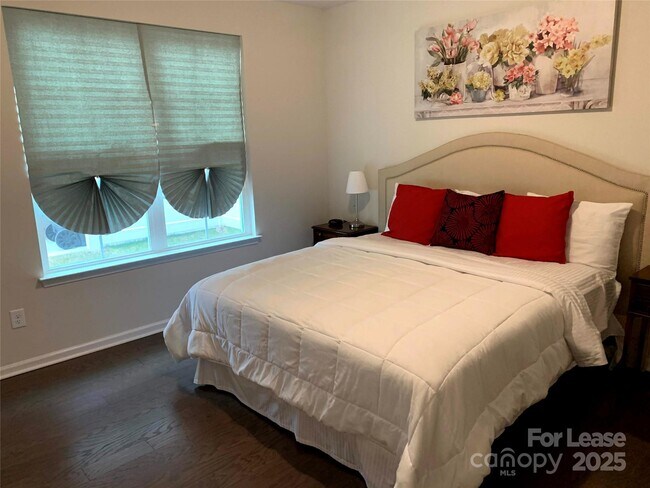 Foto del edificio - 6958 Walnut Branch Ln