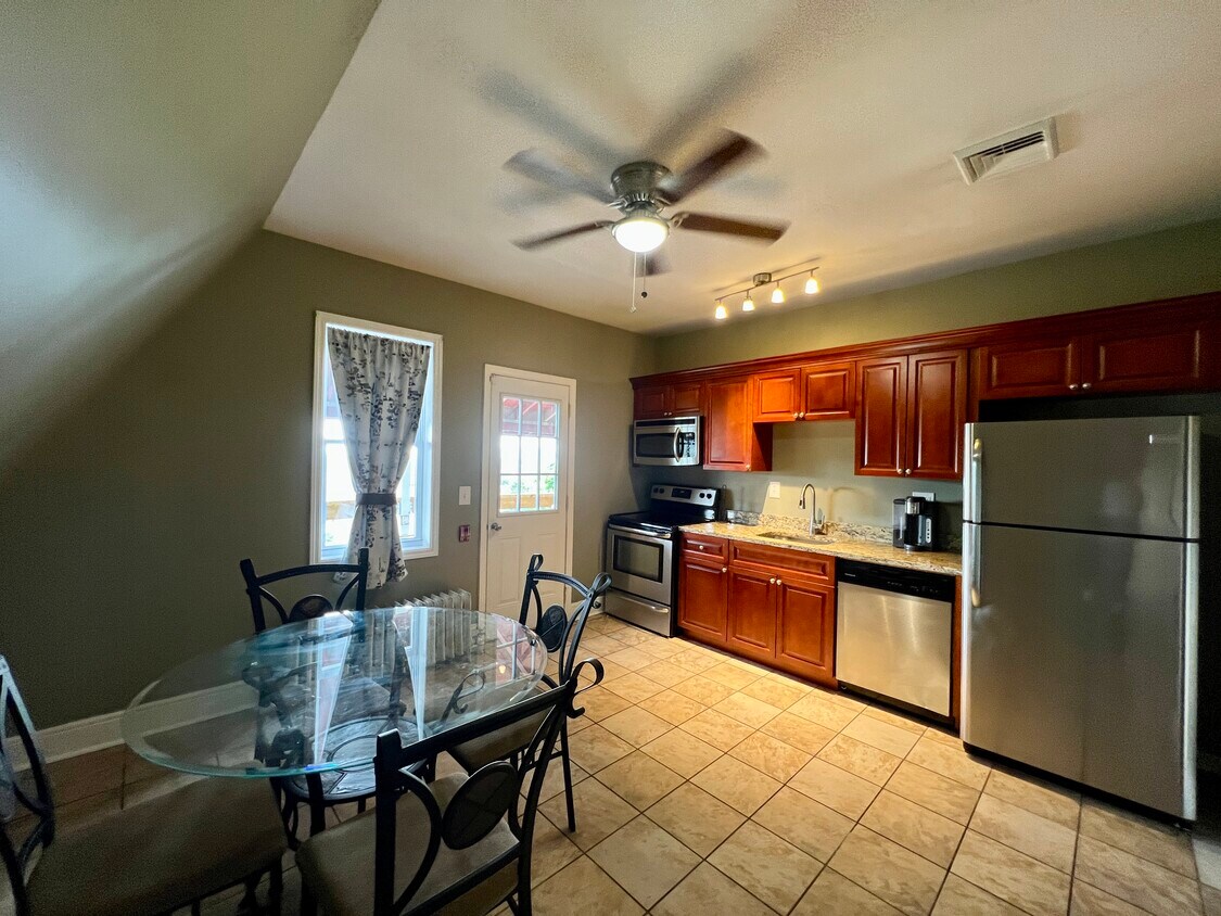 Foto principal - 1202 Vine St