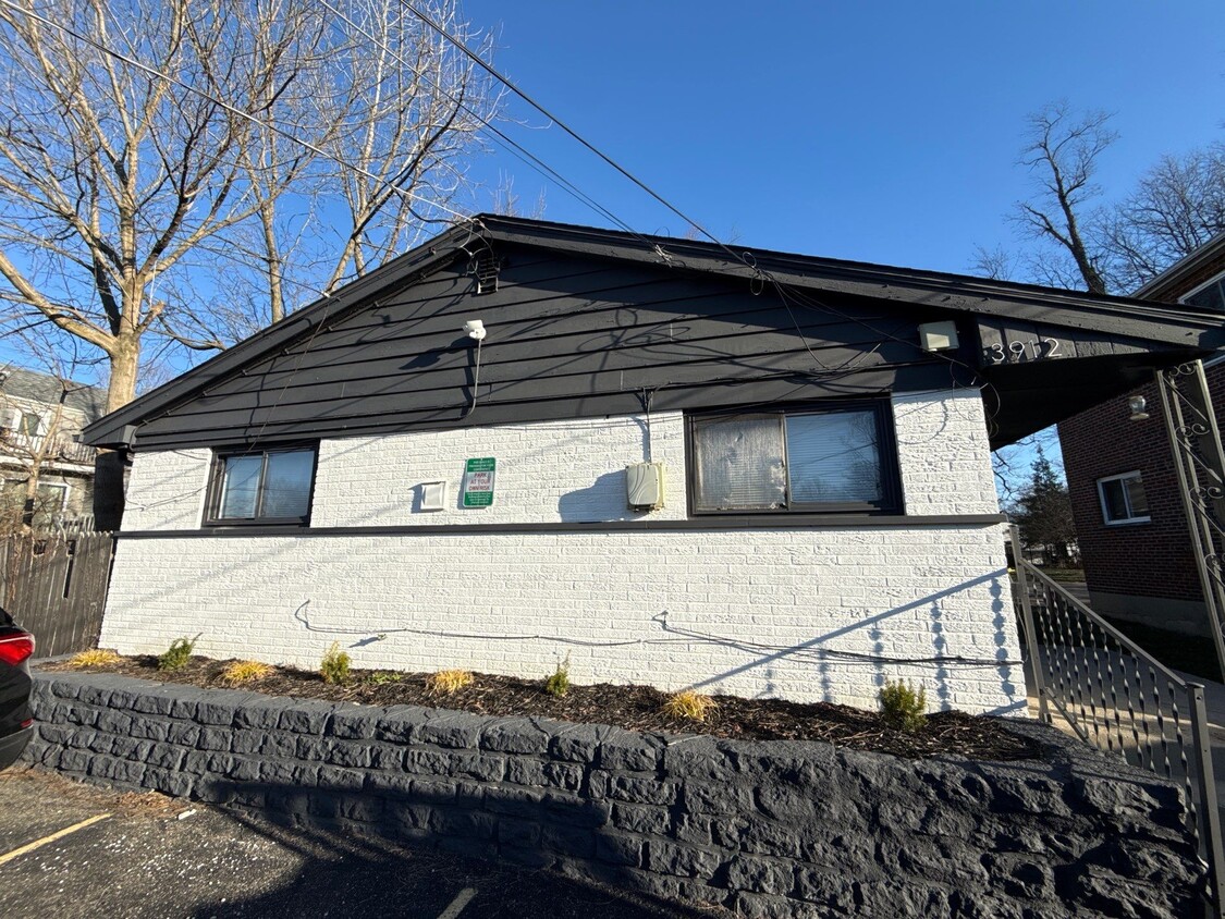 Kirkup Ave - Kirkup Ave