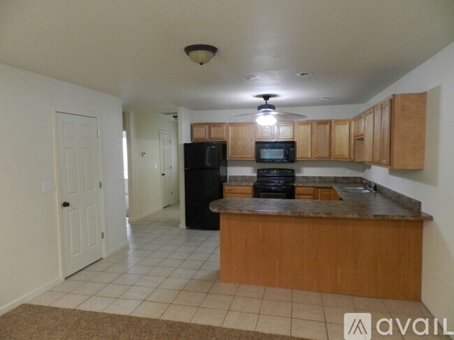 Foto del edificio - 106 Booker Rd