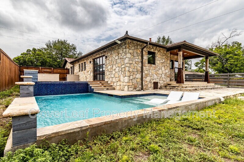 Foto principal - 1398 Jackson St
