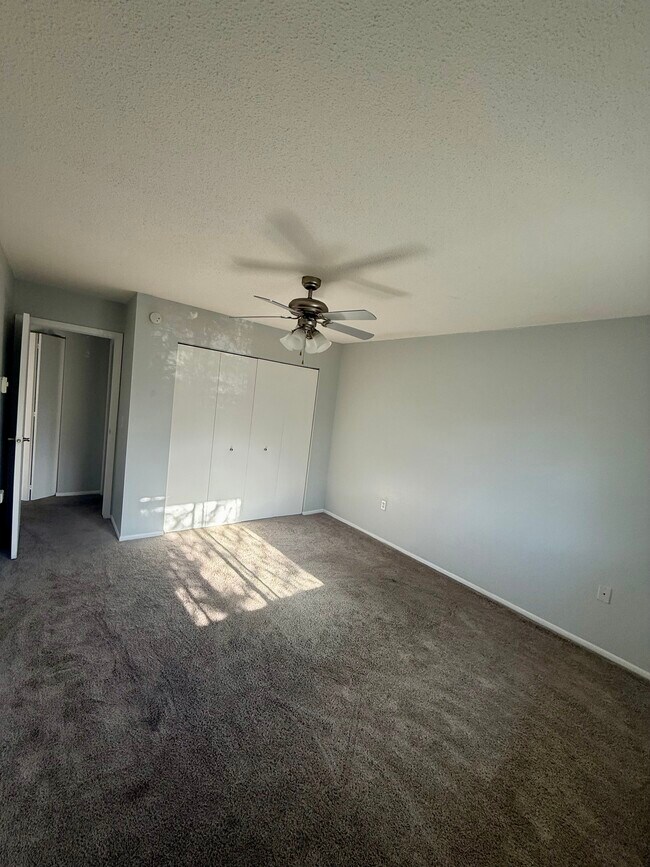 Foto del edificio - 770 W Village Rd