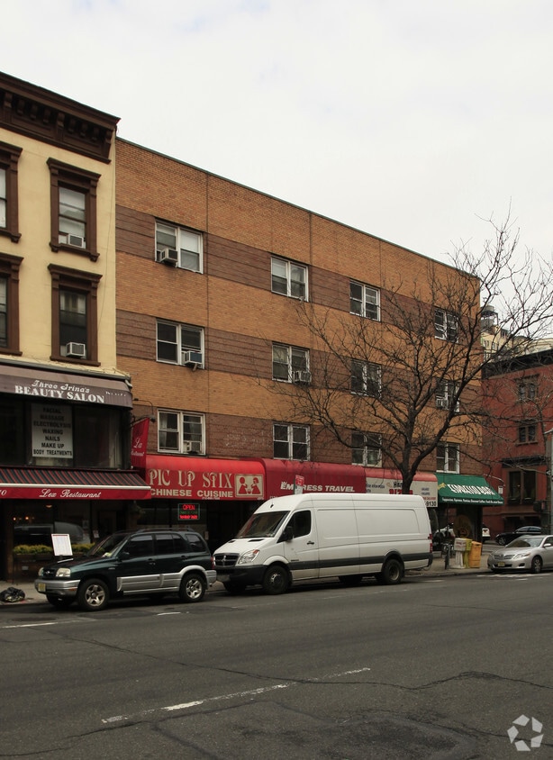Building Photo - 1378 Lexington Ave