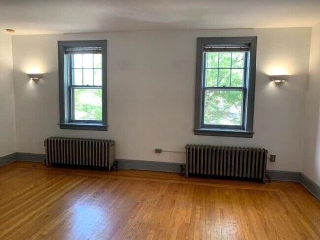 Foto del edificio - 102 Edgewood Ave