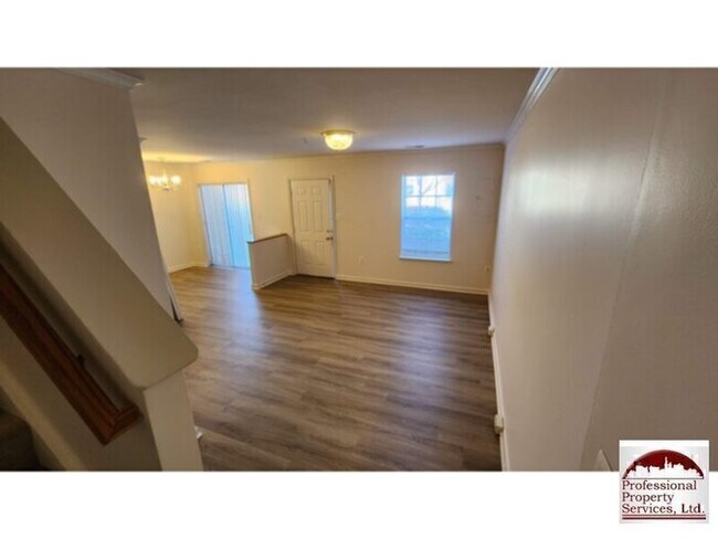 Foto del edificio - Beautiful 3 Level Townhouse In The Heart Of Frederick!
