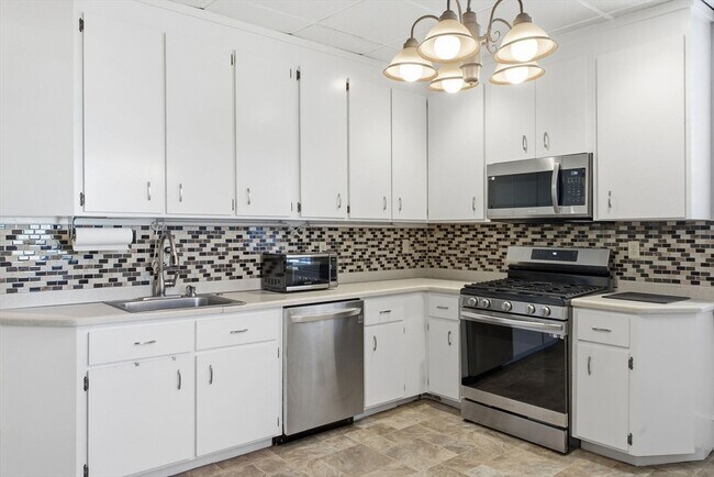 Foto del edificio - 23 Olmstead St