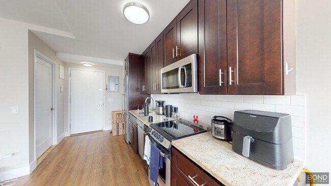 Foto del edificio - 237 E 34th St