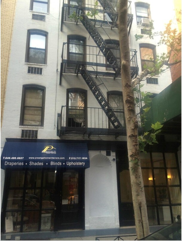 Building Photo - 239 E 80th St