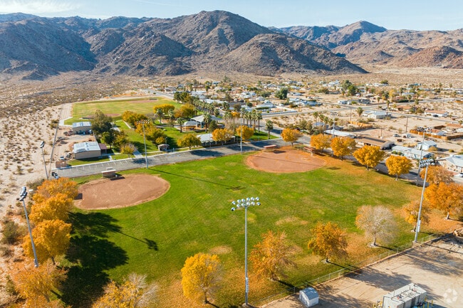 Knott Sky Park offers excellent baseball amenities in Twentynine Palms.