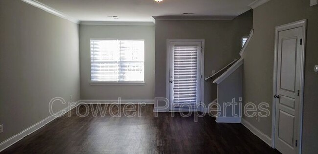 Foto del edificio - 376 Halton Crossing Dr SW
