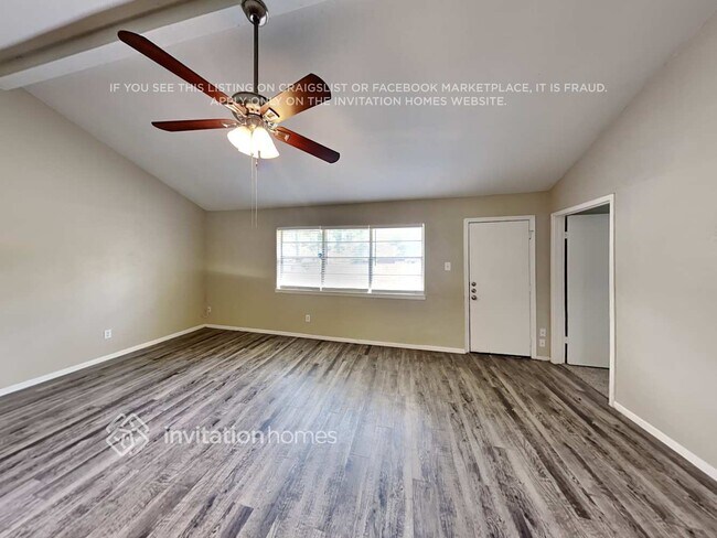 Foto del edificio - 3631 Dawnwood Dr